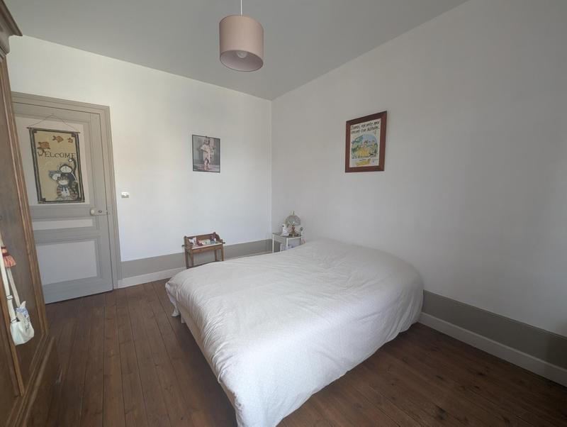 Maison - 169 m² - 7 pièces