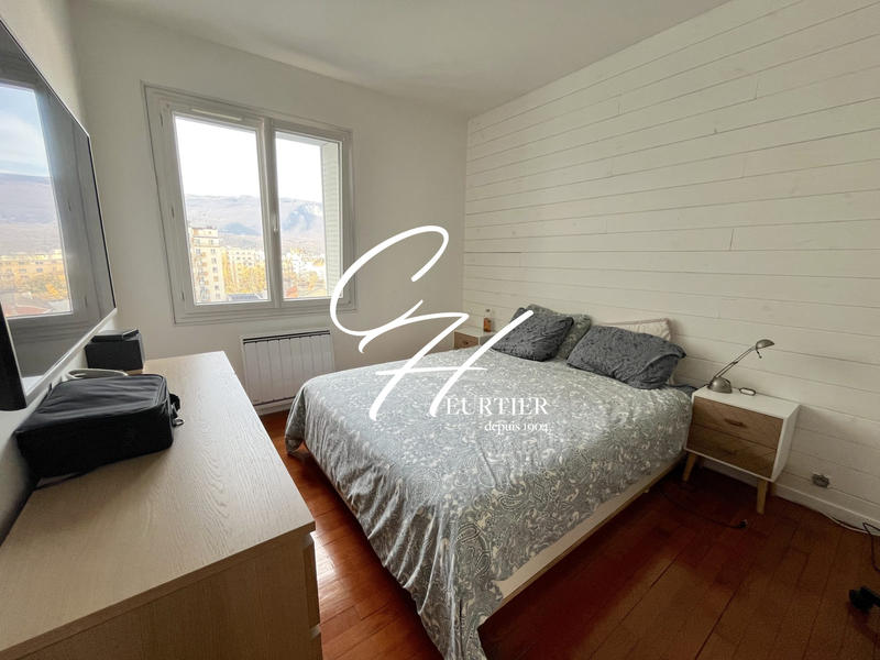 Appartement - 81 m² - 4 pièces