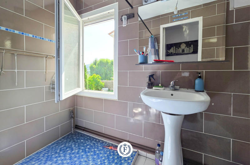 Maison de village - 90 m² - 5 pièces