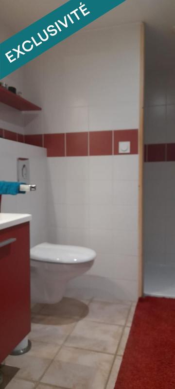 Local commercial - 938 m² - 9 pièces