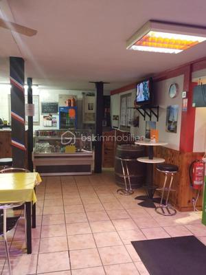 Local commercial - 125 m² - 2 pièces