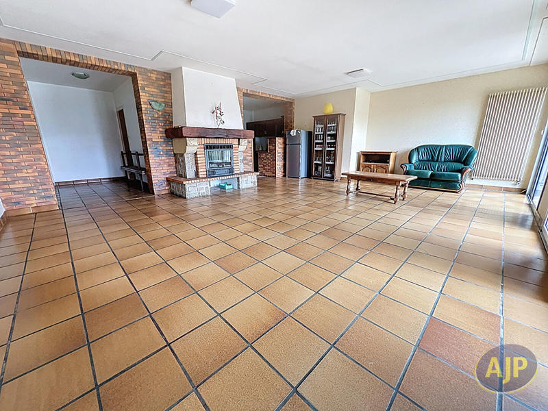 Maison - 150 m² - 7 pièces