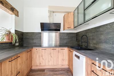 Maison de village - 211 m² - 9 pièces