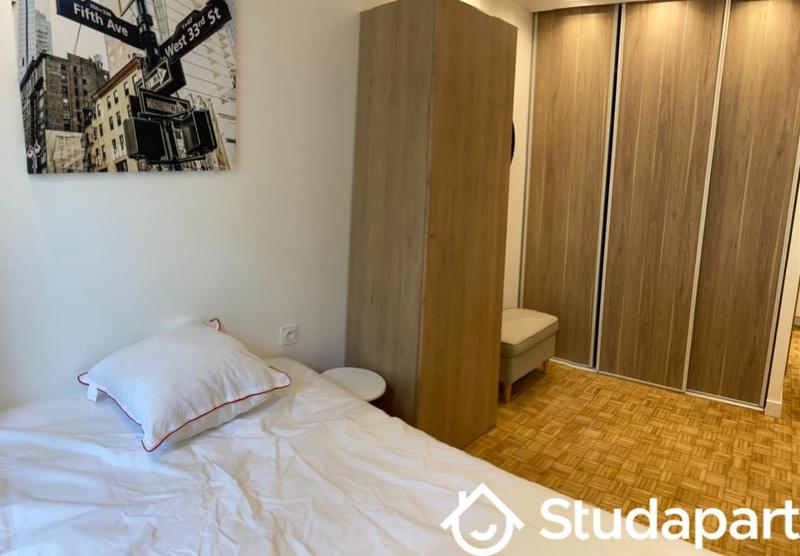 Chambre - 9 m² - 1 pièce