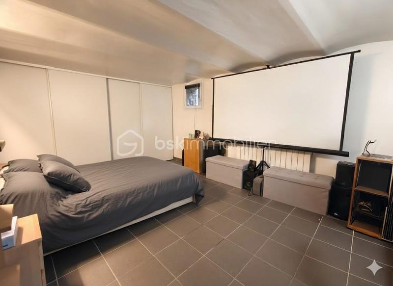 Maison - 101 m² - 5 pièces