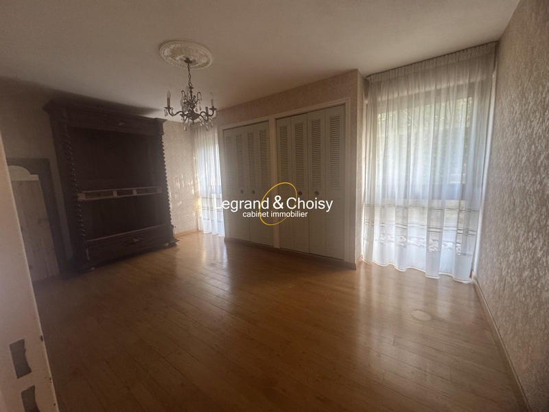 Appartement - 92 m² - 3 pièces