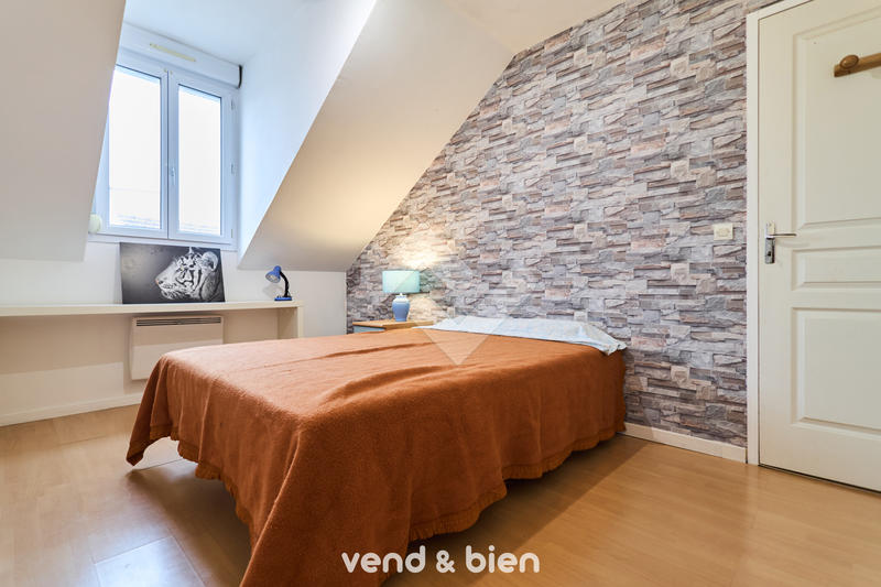 Maison - 122 m² - 6 pièces