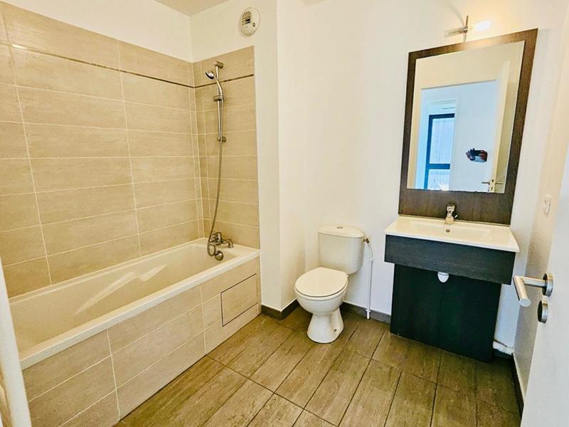 Appartement - 94 m² - 5 pièces