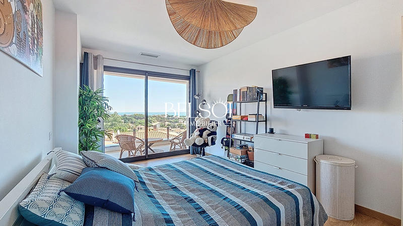 Maison contemporaine - 195 m² - 6 pièces