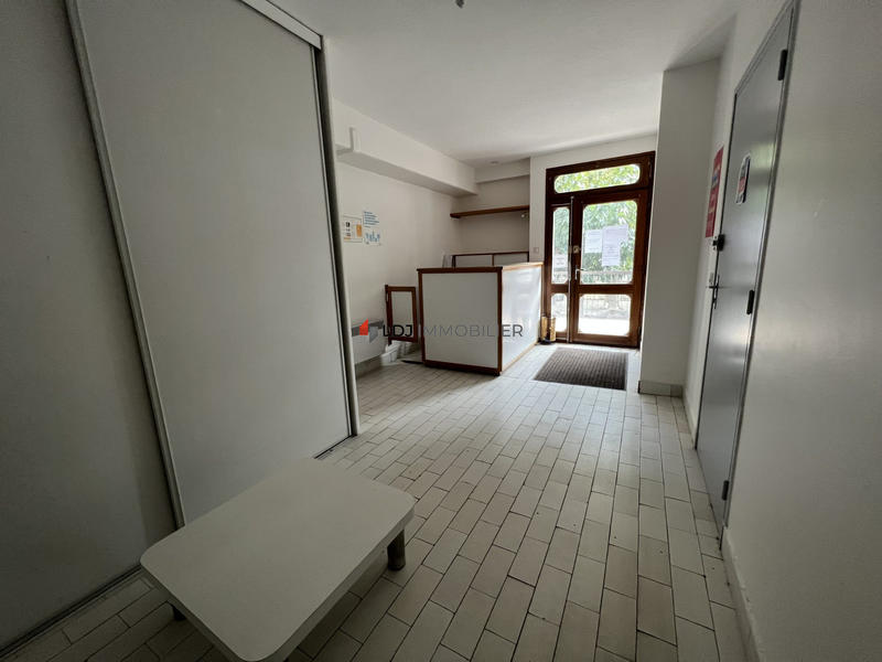 Local commercial - 73 m²