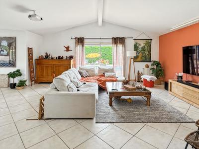 Villa - 170 m² - 5 pièces