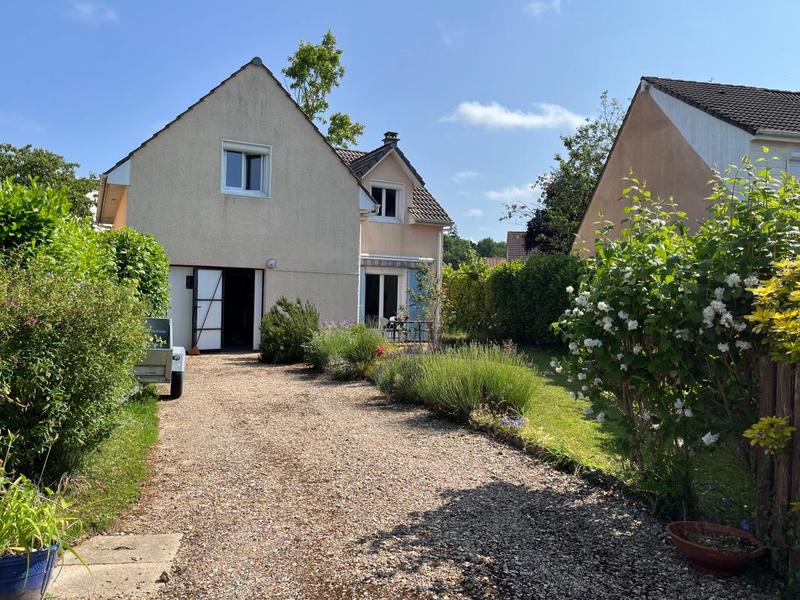 Maison - 108 m² - 5 pièces