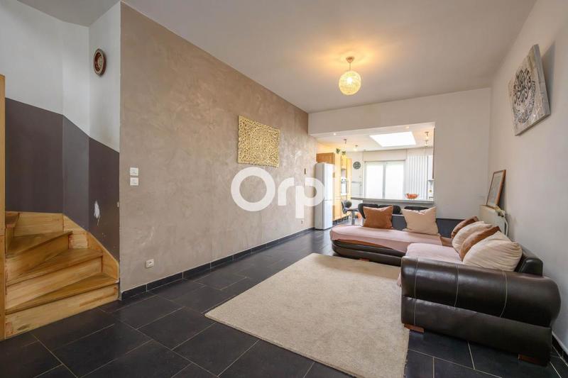 Maison - 95 m² - 5 pièces