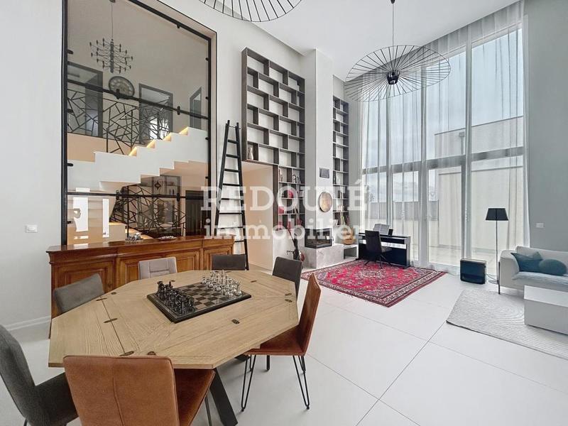 Maison - 187 m² - 7 pièces