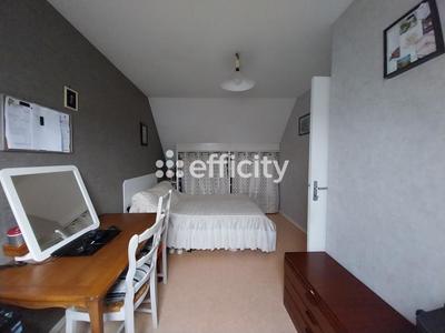 Maison - 85 m² - 6 pièces