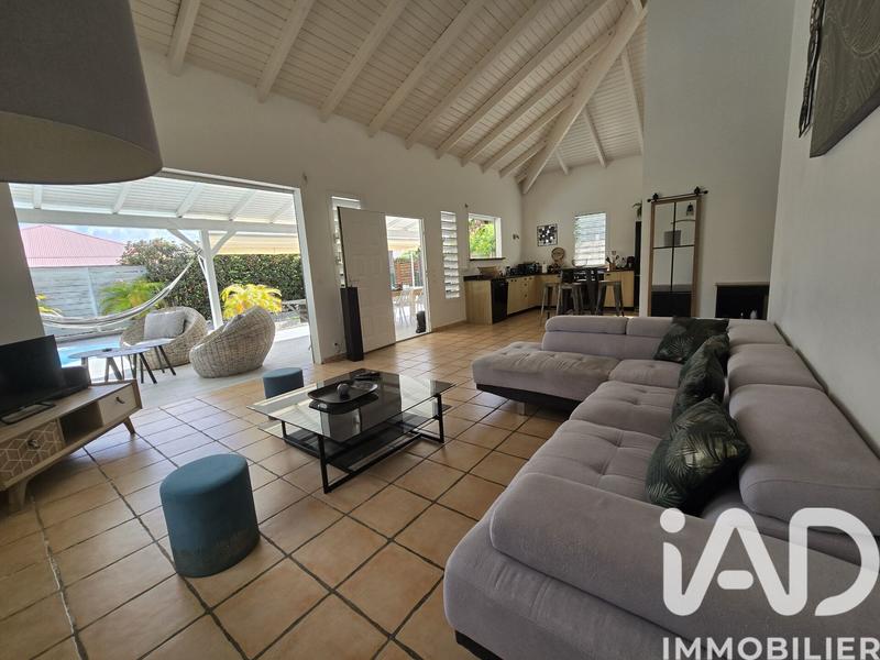 Maison - 98 m² - 4 pièces