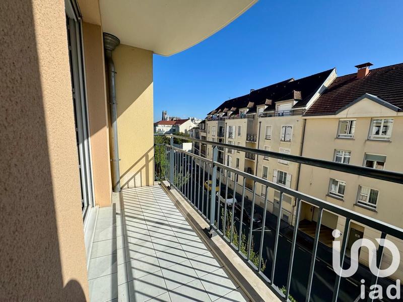 Appartement - 82 m² - 4 pièces