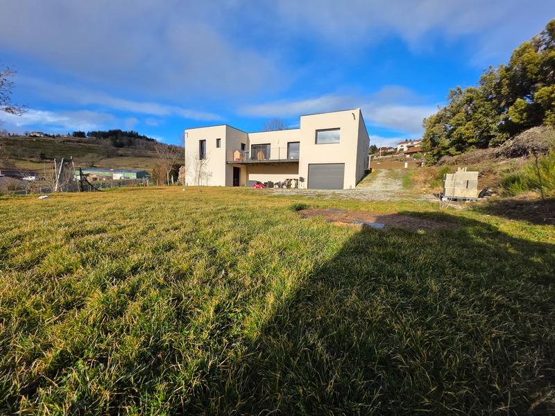 Maison - 171 m² - 6 pièces