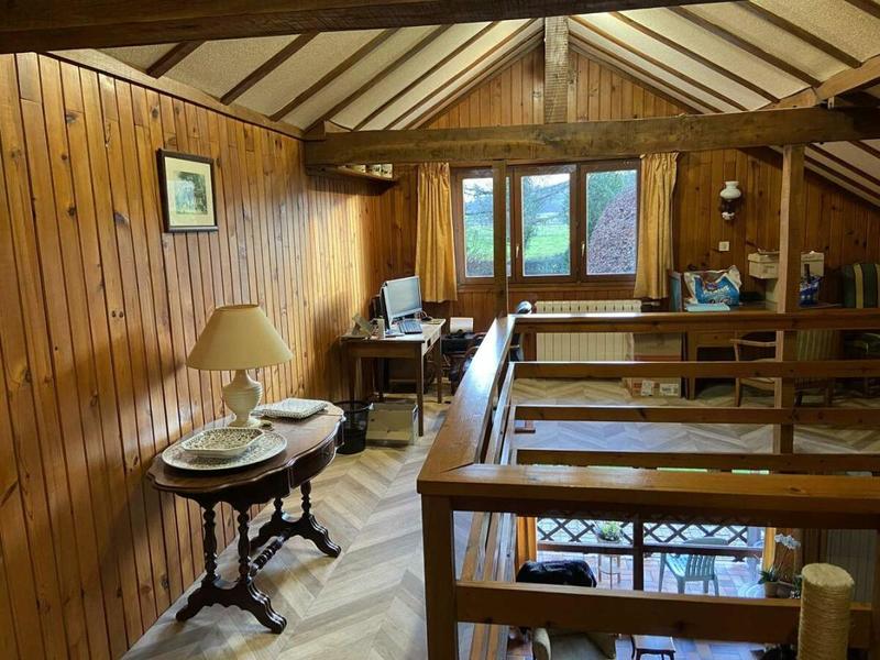 Propriété - 248 m² - 13 pièces