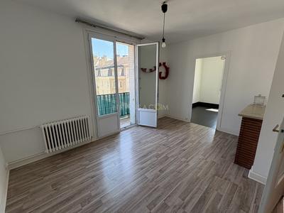 Appartement - 49 m² - 3 pièces