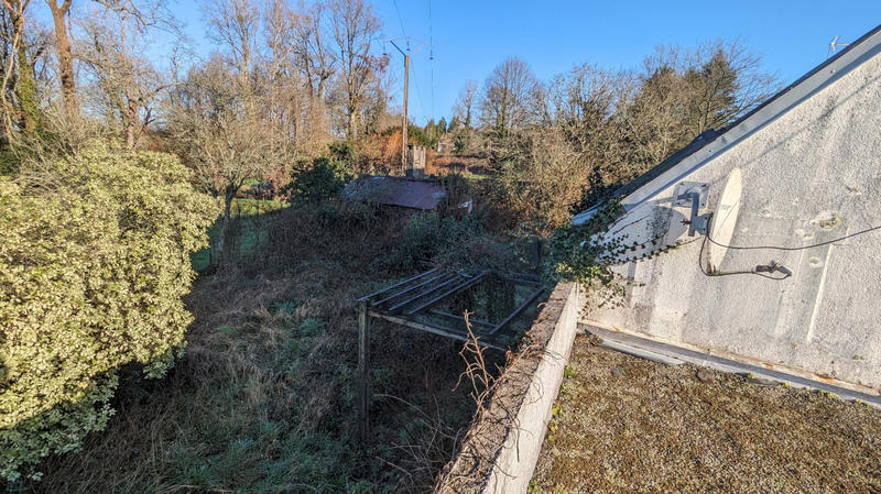 Maison - 335 m² - 15 pièces