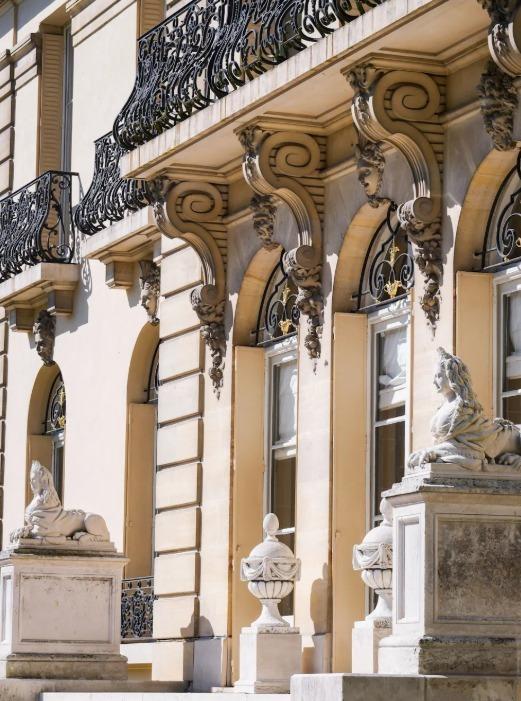 Manoir - 1 000 m² - 30 pièces