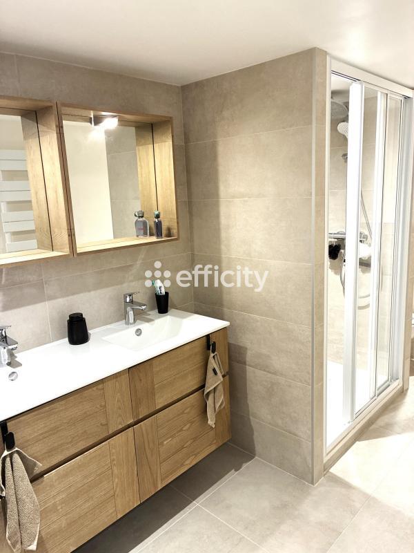 Pavillon - 155 m² - 6 pièces