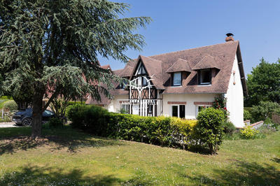 Maison traditionnelle - 120 m² - 7 pièces