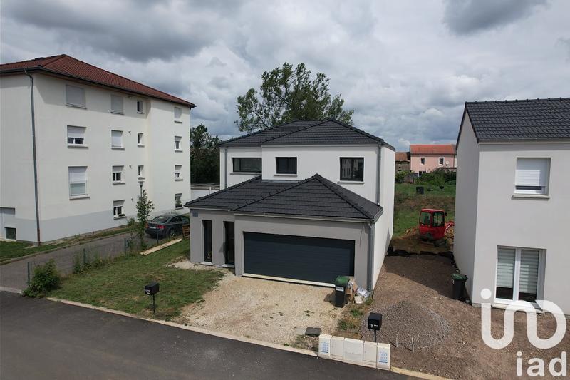 Maison - 168 m² - 6 pièces