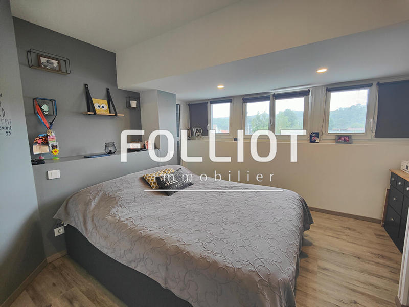 Appartement - 144 m² - 5 pièces