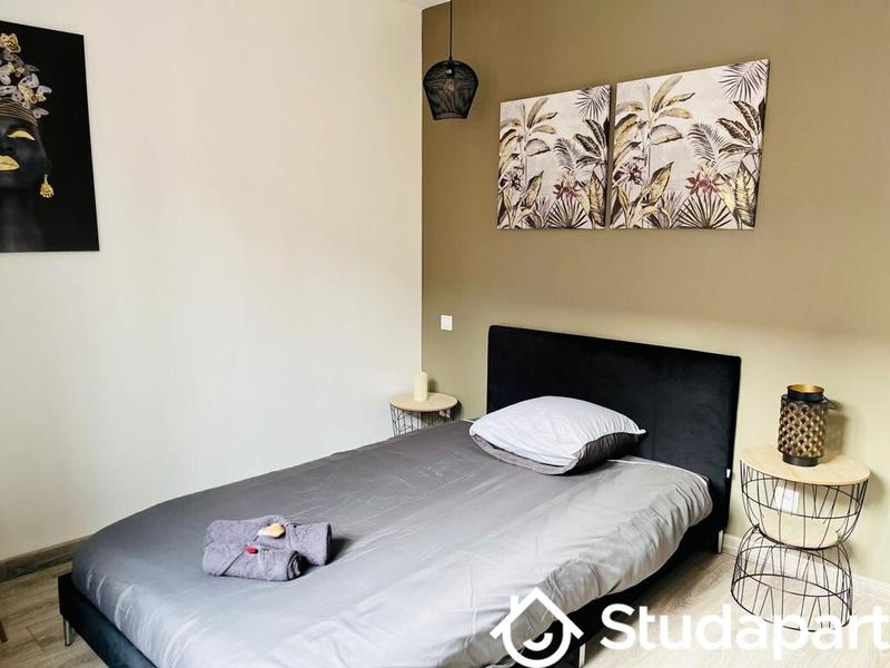 Chambre - 10 m² - 1 pièce