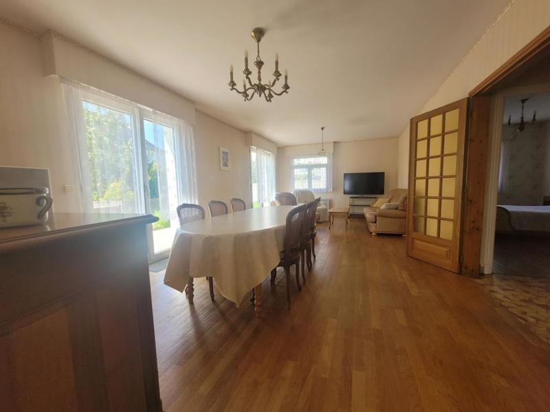 Maison - 136 m² - 7 pièces