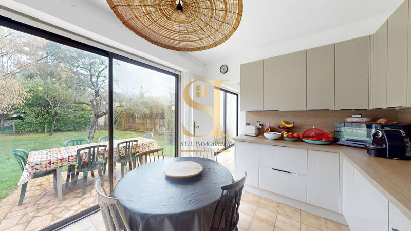 Maison - 134 m² - 7 pièces