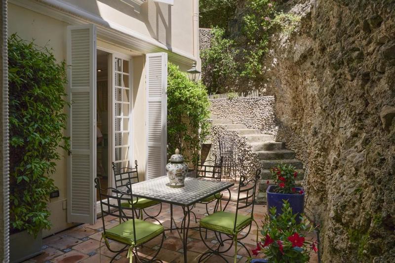 Villa - 350 m² - 7 pièces