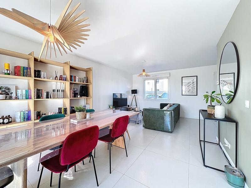 Maison - 102 m² - 5 pièces