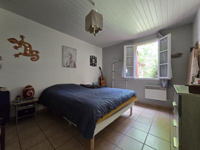 Maison - 390 m² - 15 pièces