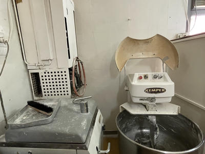 Local commercial - 193 m² - 3 pièces