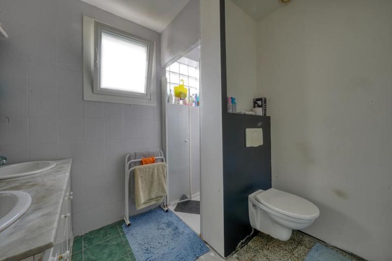 Maison - 131 m² - 12 pièces