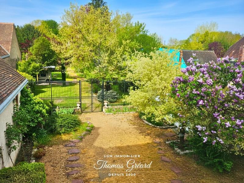 Maison - 250 m² - 7 pièces