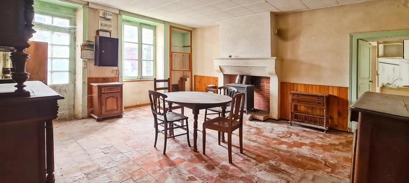 Demeure - 152 m² - 9 pièces