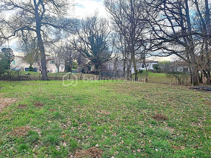 Maison - 227 m² - 6 pièces