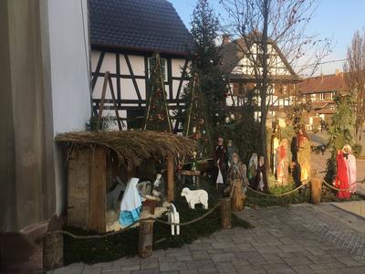 Noëlies : sentier des crèches