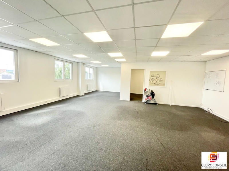 Bureau - 110 m²