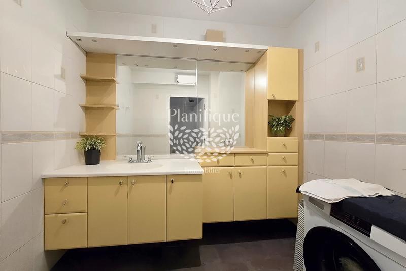 Appartement - 94 m² - 4 pièces