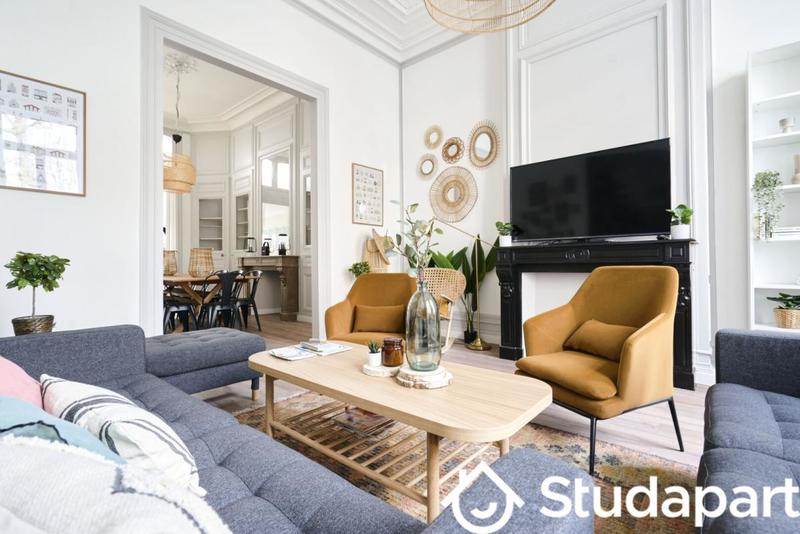 Chambre - 13 m² - 1 pièce