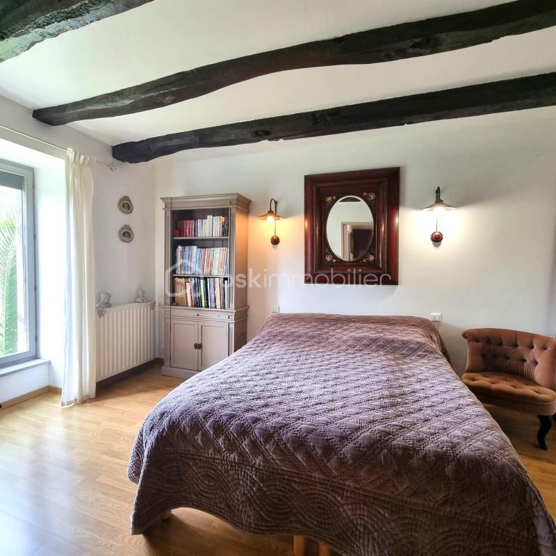 Corps de ferme - 134 m² - 6 pièces