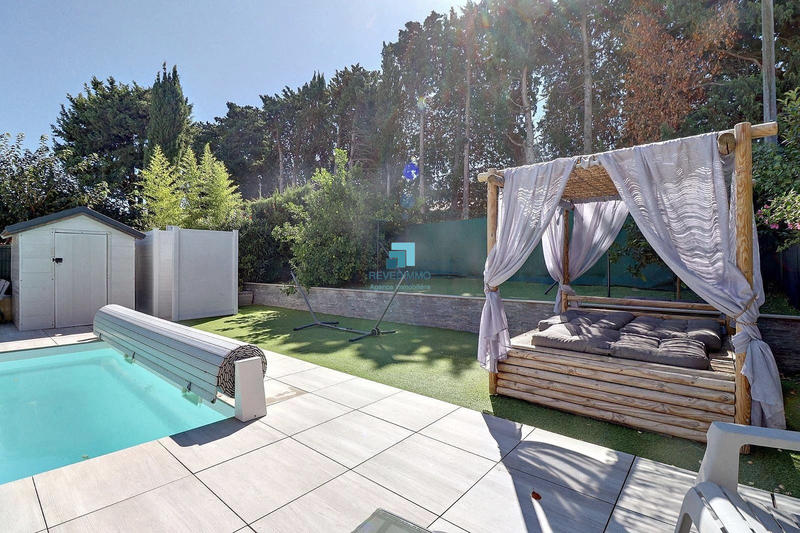 Maison - 97 m² - 5 pièces