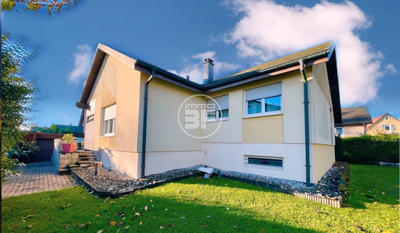 Maison - 96 m² - 5 pièces