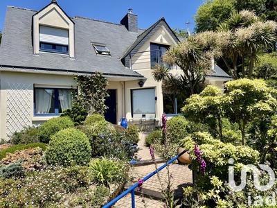 Maison - 171 m² - 7 pièces