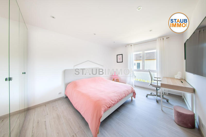 Villa - 437 m² - 13 pièces